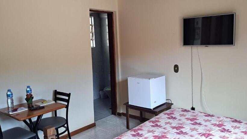 Pensionat Suíte Com Estacionamento Perto Do Centro