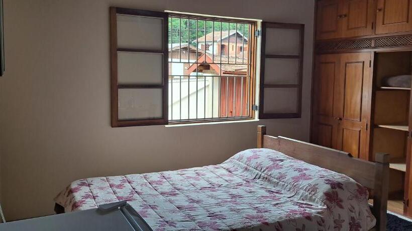 Pensionat Suíte Com Estacionamento Perto Do Centro