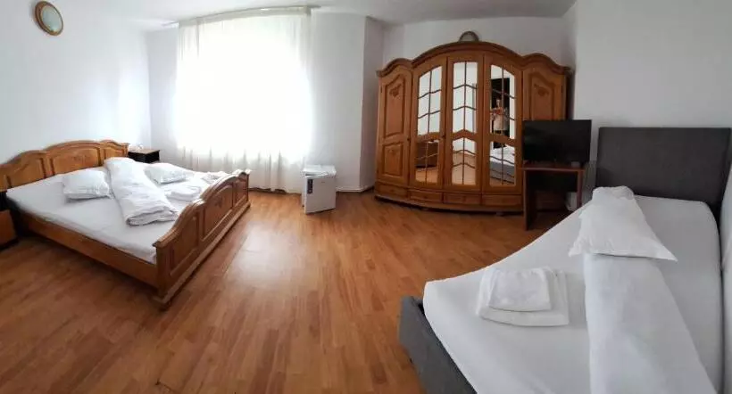 Pensiunea Trei Brazi