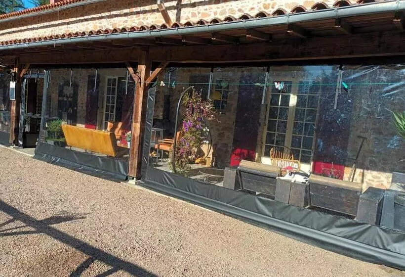 ベッドアンドブレックファースト Chambre D Hote Les Touilles