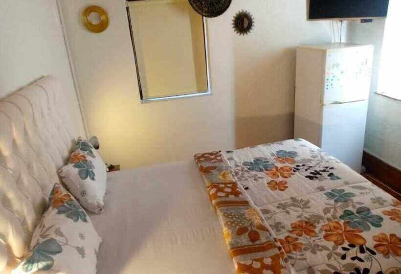 مبيت وإفطار Neo & Ruks Guest House Parow