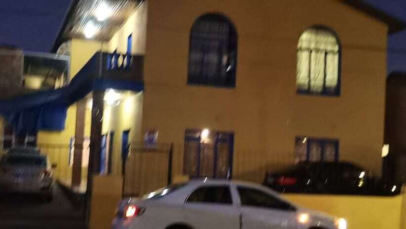 مبيت وإفطار Neo & Ruks Guest House Parow