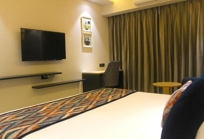 Otel Ahuja Residency Mayfield Garden