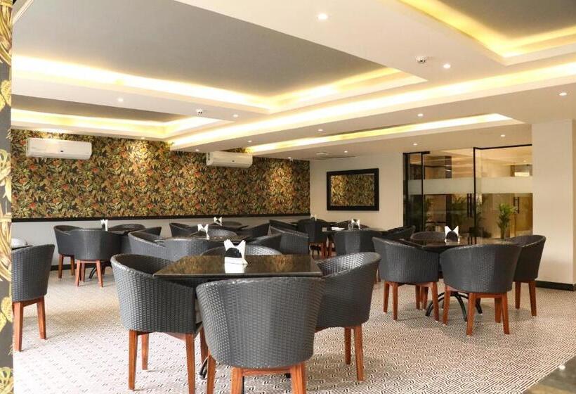 Otel Ahuja Residency Mayfield Garden