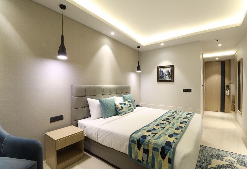 Otel Ahuja Residency Mayfield Garden