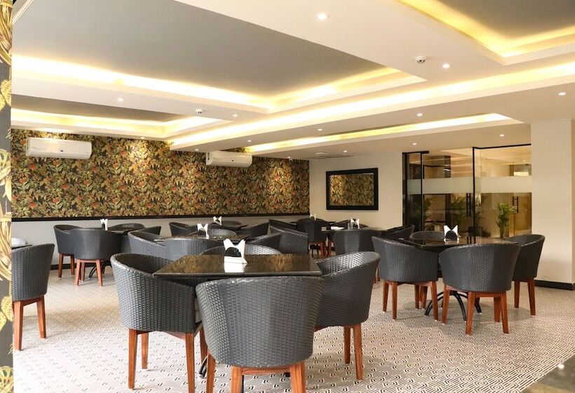 Otel Ahuja Residency Mayfield Garden