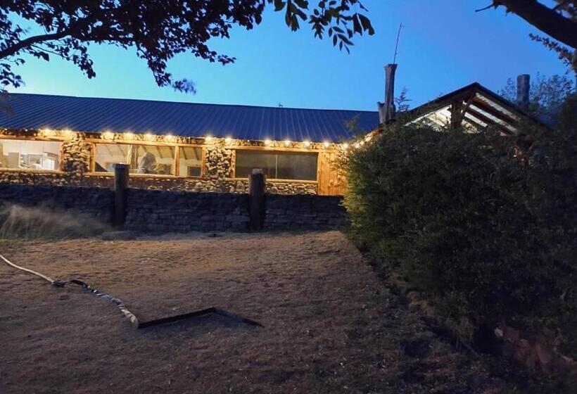 فندق Complejo Dinohuellas