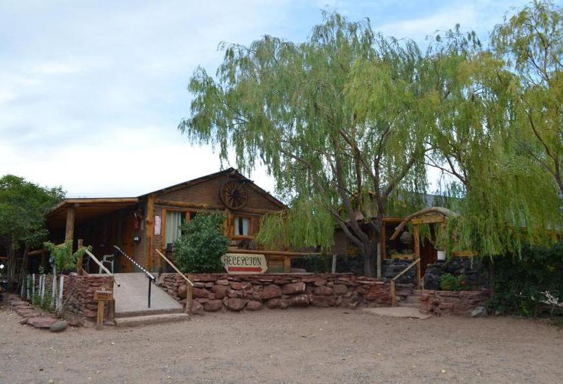 فندق Complejo Dinohuellas