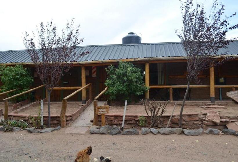 فندق Complejo Dinohuellas