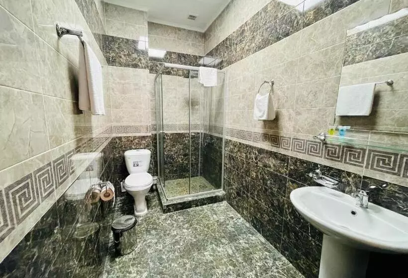 هتل Dostyk