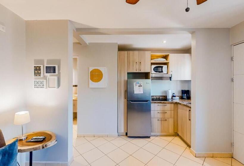 هتل Flor De Limon 2