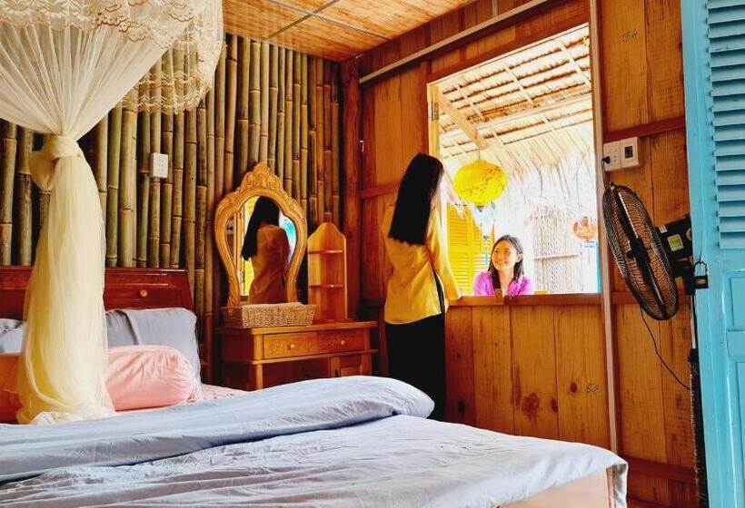 هتل Homestay 9 Sông