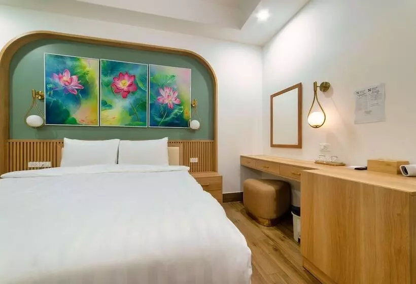 هتل Lotus Home Hillside