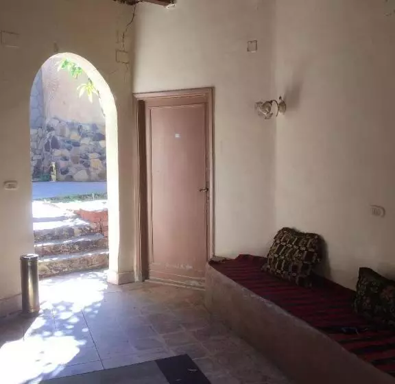 هتل New Oasis