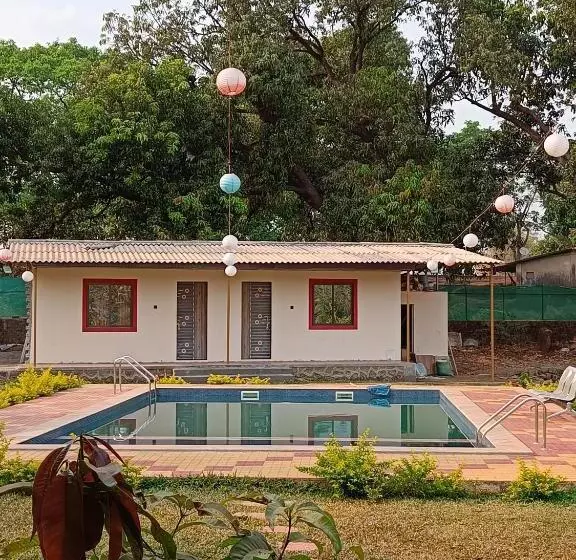 ホテル The Meera Farm