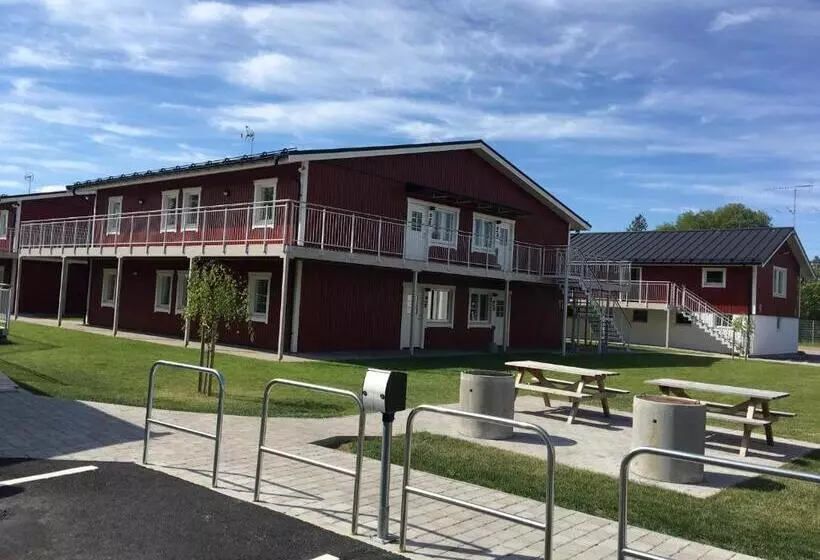 Land Inn Motel