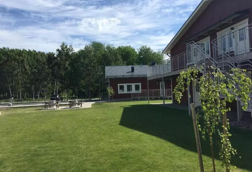 Land Inn Motel