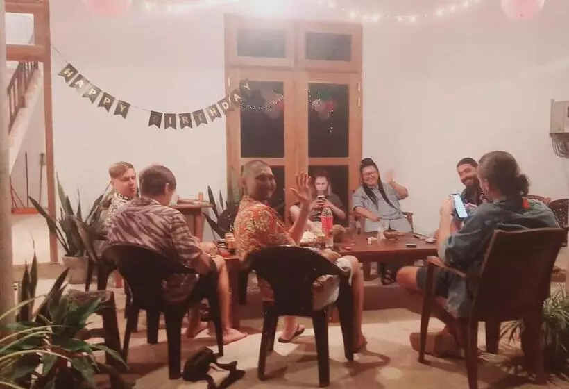 Majatalo King S Cave