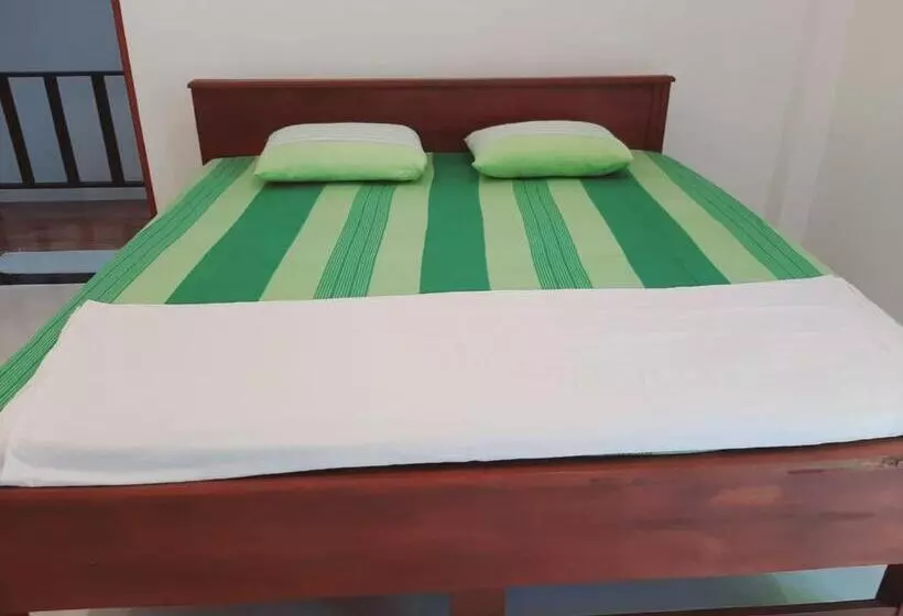 Majatalo King S Cave