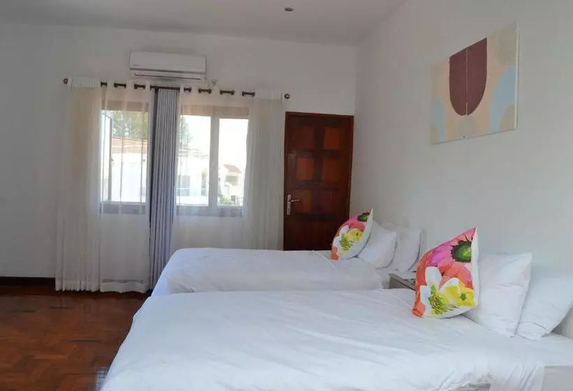 پانسیون Kutenga Guest House