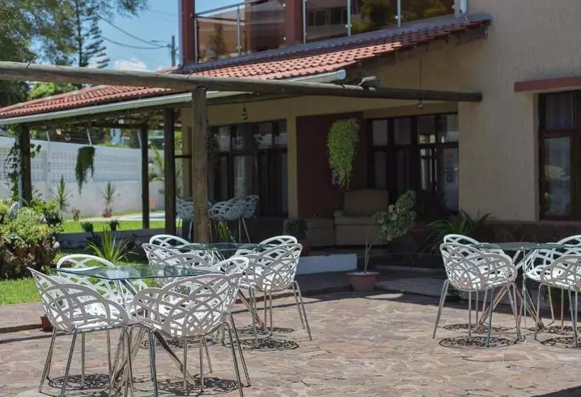 پانسیون Kutenga Guest House