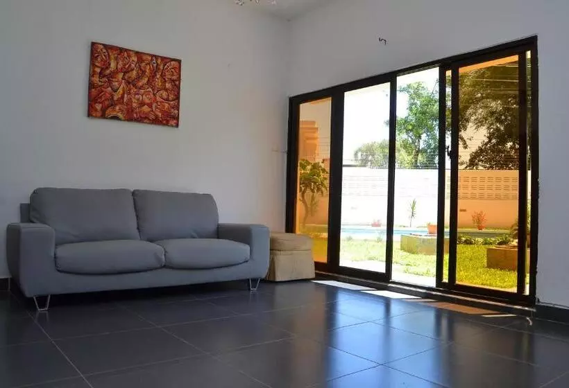 پانسیون Kutenga Guest House