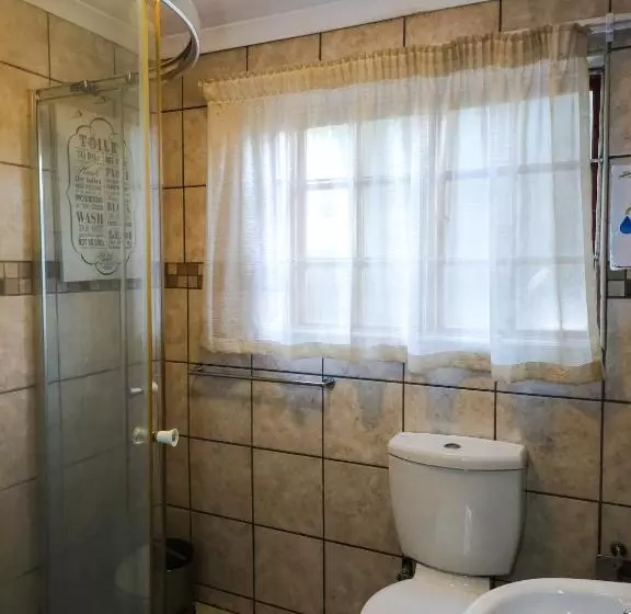 Majatalo Leana Hub Guest House