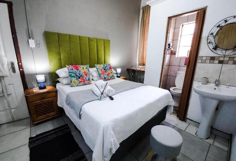 بنسيون Leana Hub Guest House