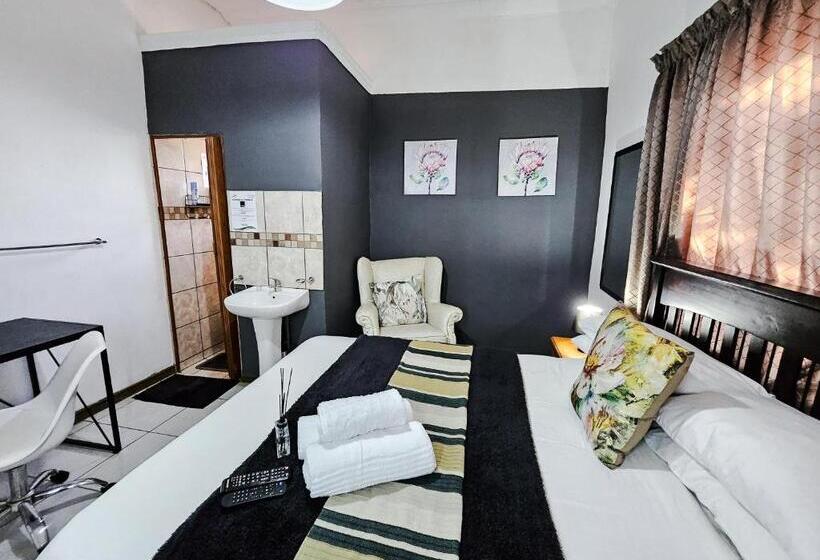 بنسيون Leana Hub Guest House