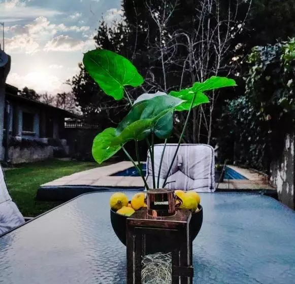 Majatalo Leana Hub Guest House