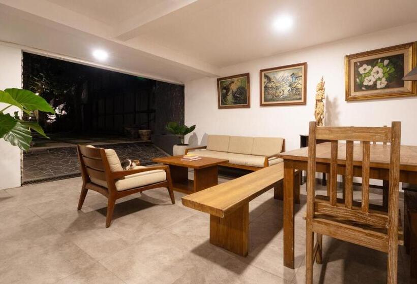 펜션 Rarama Living Studio