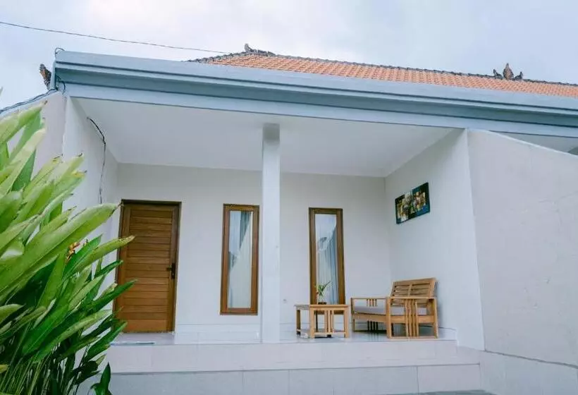 Majatalo Sriwedari House Keramas