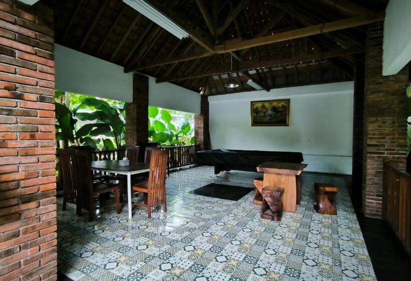 Sobo Joglo Jawi Guesthouse By Cocotel