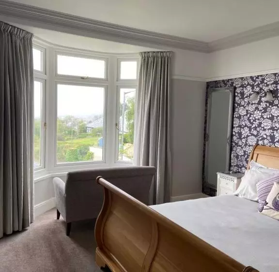 West Brae House B&b