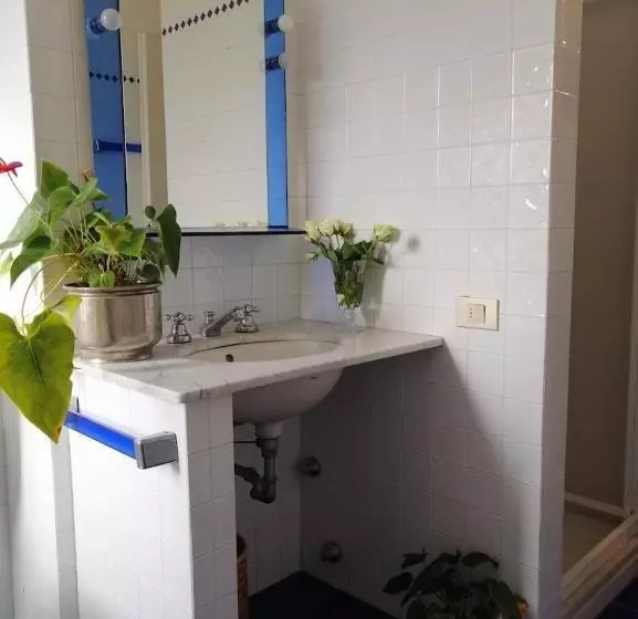 تختخواب و صبحانه Bb Villa Bolgheri Mare