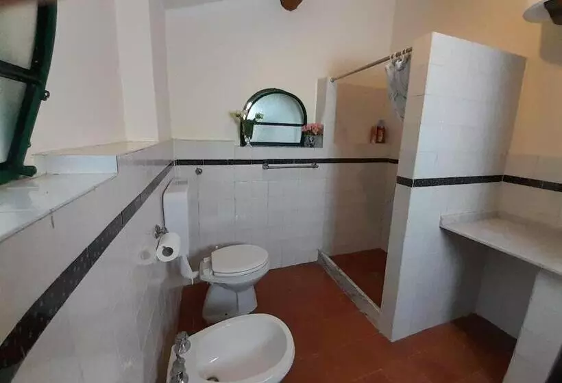 تختخواب و صبحانه Bb Villa Bolgheri Mare