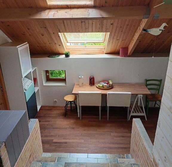 ベッドアンドブレックファースト Chambre Triple