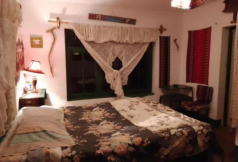 تختخواب و صبحانه Country House Chulumani