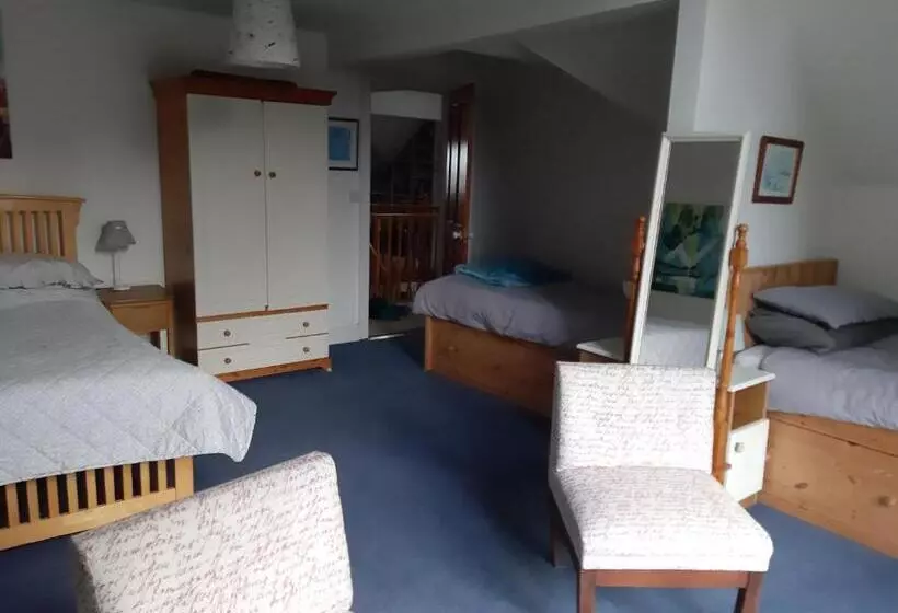 Aamiaismajoitus (B&B) Kyleard Ryan