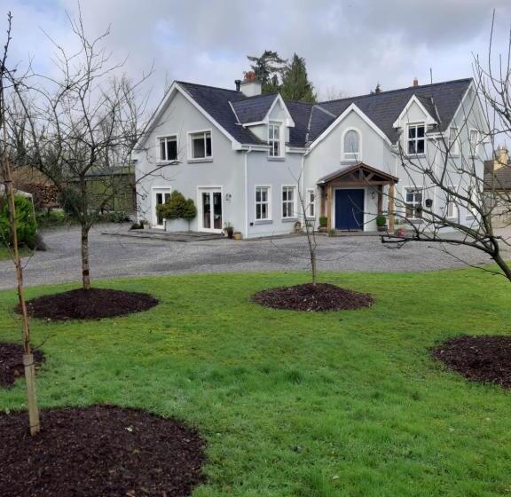 ベッドアンドブレックファースト Kyleard Ryan