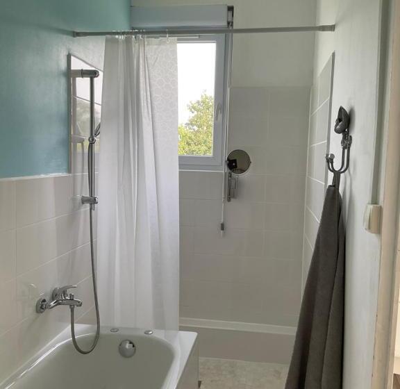 住宿加早餐  La Brionniere