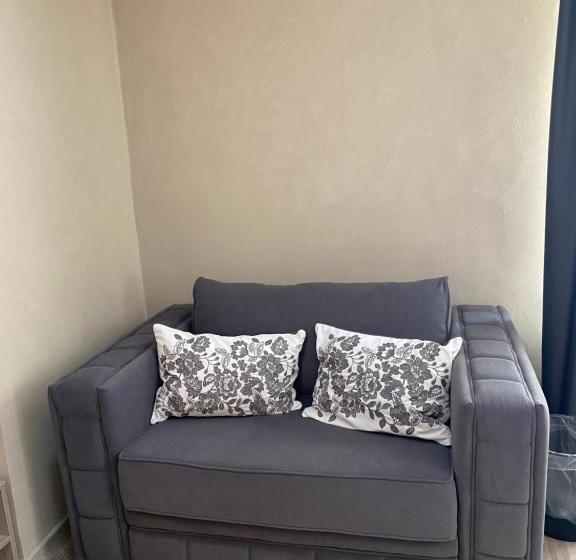 فندق покрит мост