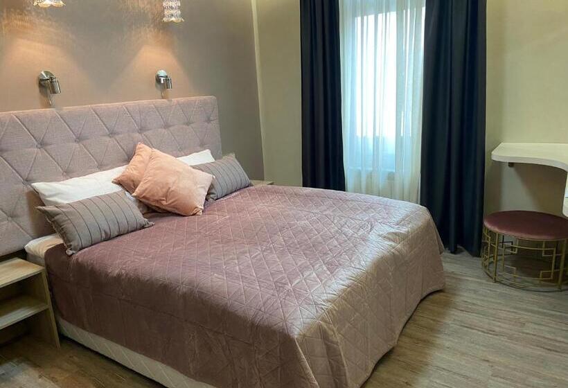 فندق покрит мост