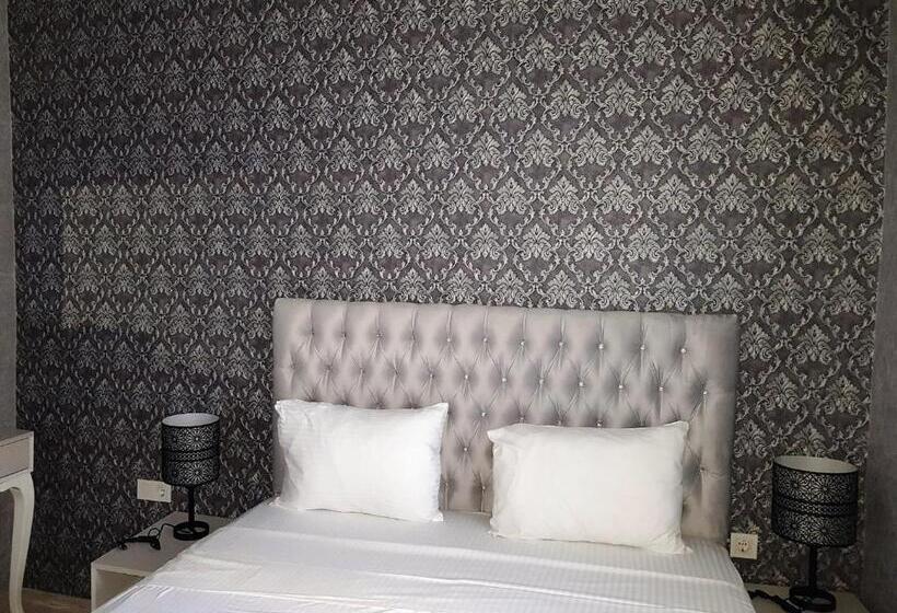 فندق şeri̇fe Hanim Konagi