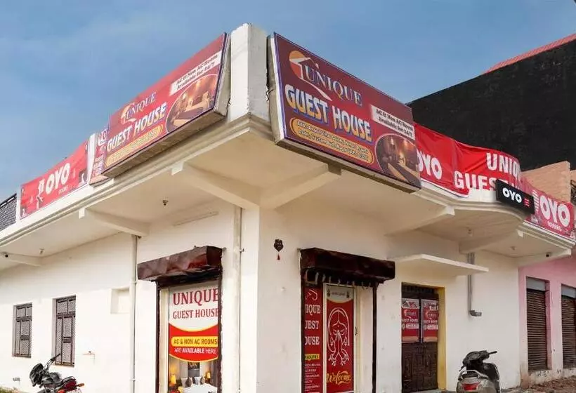 Hotelli Oyo Unique Guest House