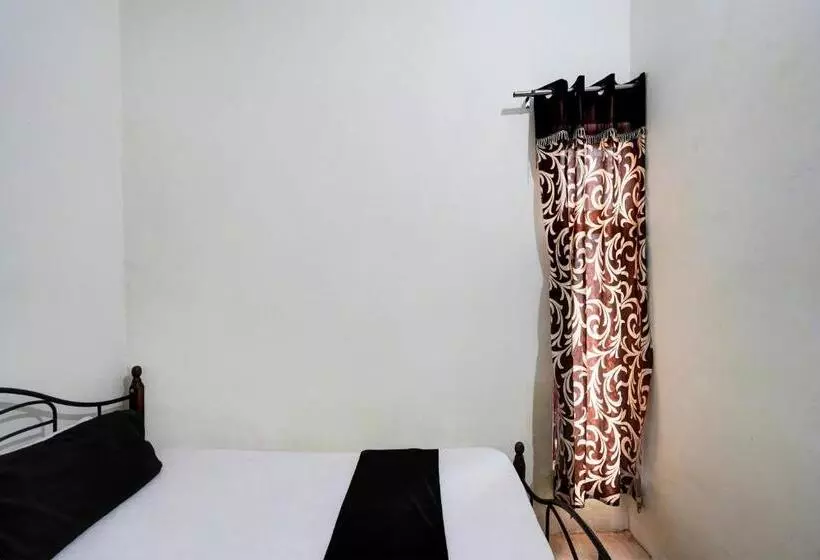 Hotelli Oyo Unique Guest House