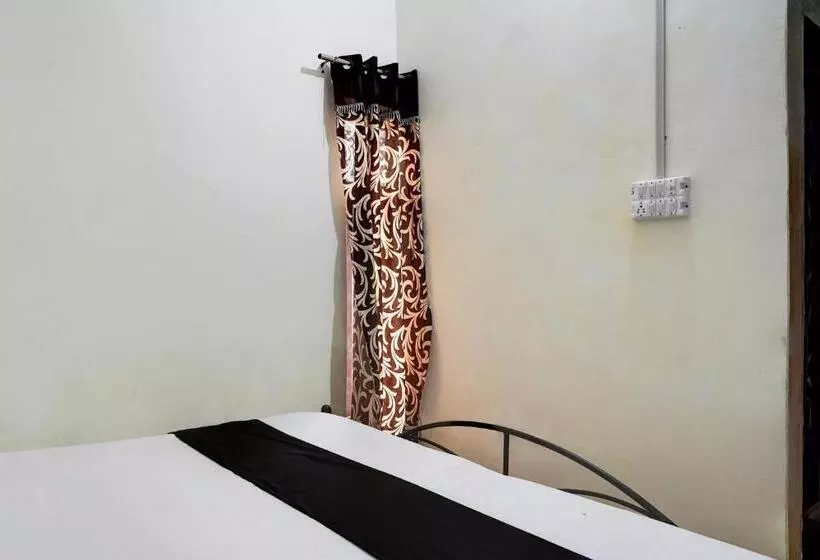Hotelli Oyo Unique Guest House