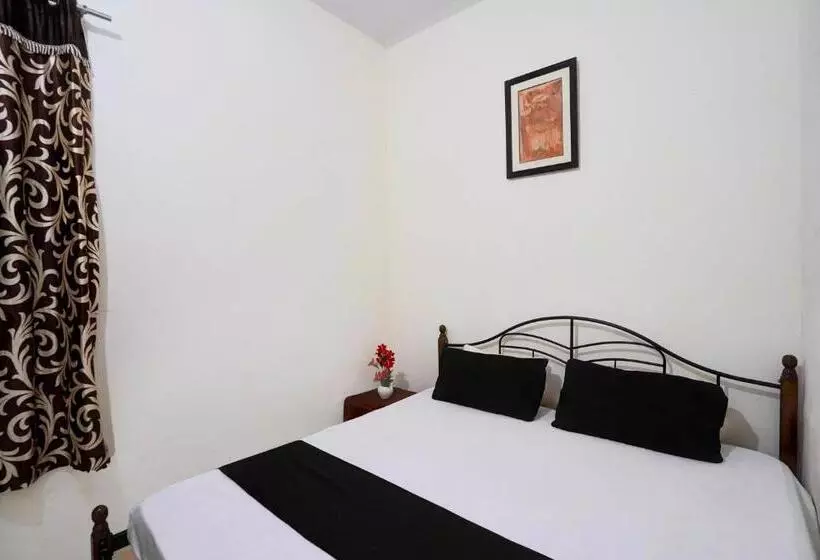 Hotelli Oyo Unique Guest House