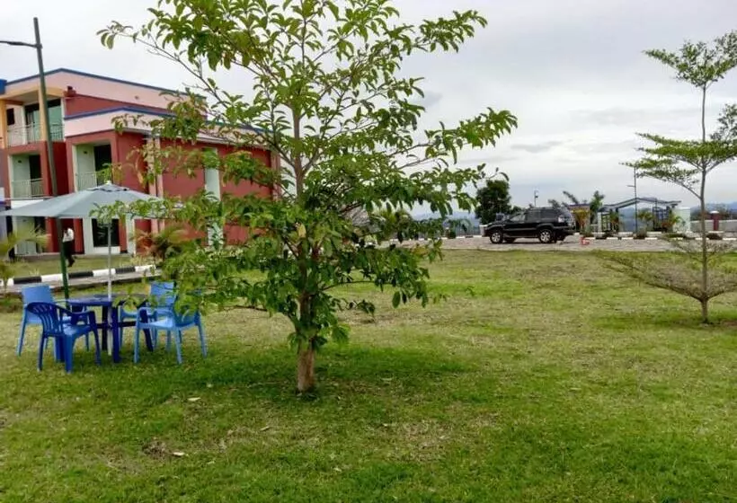 هتل Panorama Kyenjojo