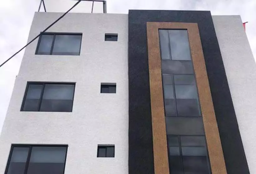 Hotelli Suites La Fontana